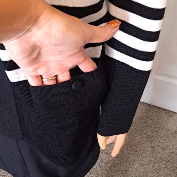 Anne Kline Black and White Stripe Malibu Cardigan with Front Pockets - Picture 2 of 8